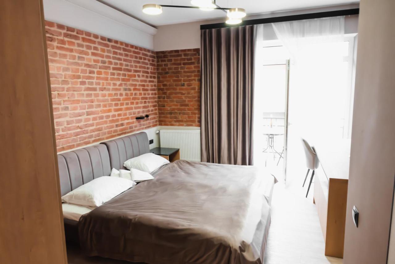 Miracle Place Ivano-Frankivsk Eksteriør billede